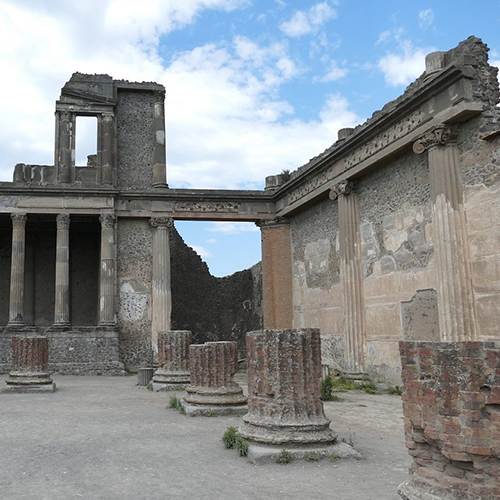 Basilica_Pompei_02