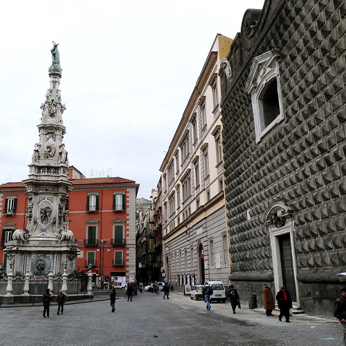 piazza-del-gesù-01